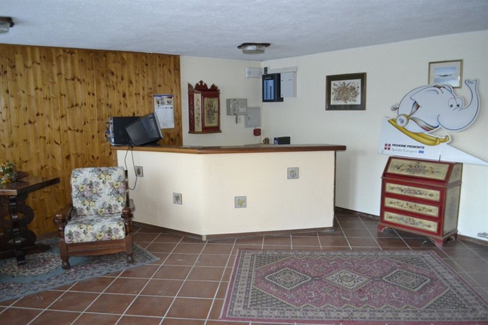 Imagen de los interiores del Hotel Piccolo Chalet. Foto 11