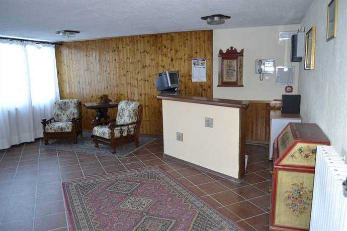 Imagen de los interiores del Hotel Piccolo Chalet. Foto 12