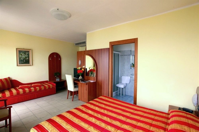 Imagen de la habitación del Hotel Piccolo, Diano Marina. Foto 6