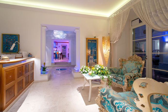 Imagen de los interiores del Hotel Piccolo Grand Hotel. Foto 18