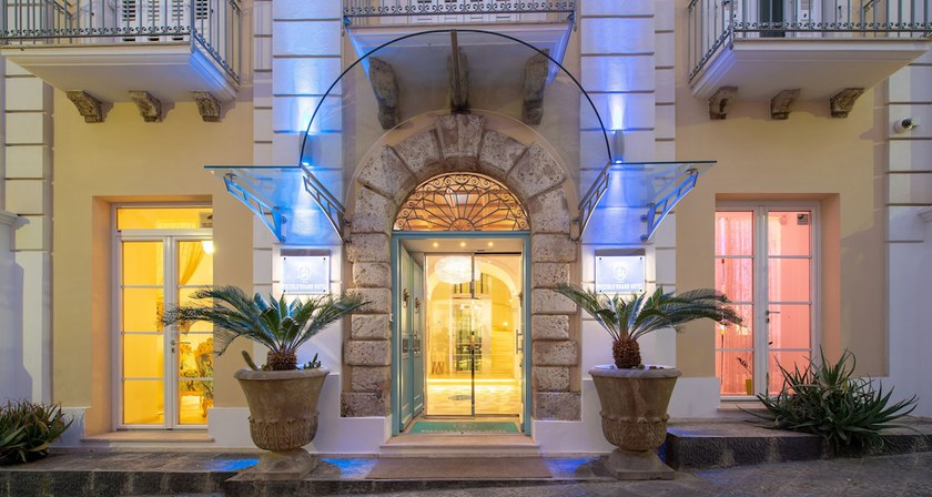 Imagen de los interiores del Hotel Piccolo Grand Hotel. Foto 20