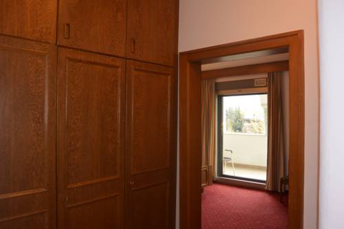 Imagen de la habitación del Hotel Piccolo Marlingerhof. Foto 11