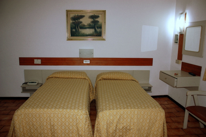 Imagen de la habitación del Hotel Piccolo, Milán. Foto 7