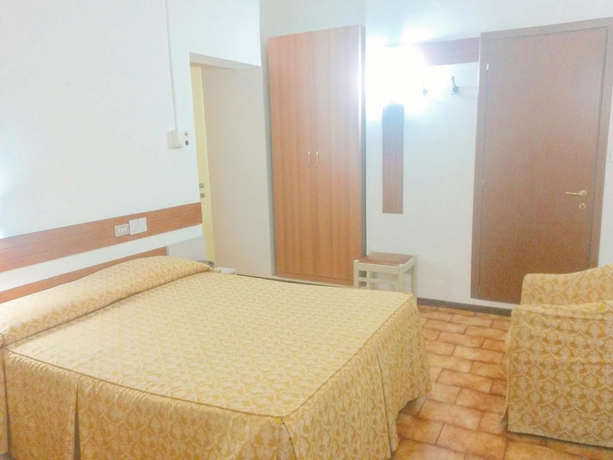 Imagen de la habitación del Hotel Piccolo, Milán. Foto 8