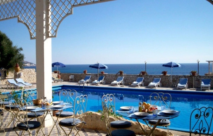 Imagen de la piscina del Hotel Piccolo Mondo. Foto 15