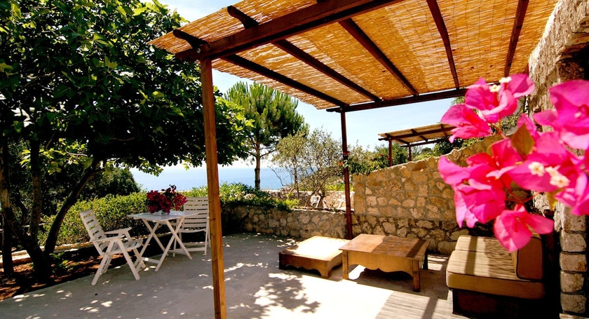 Imagen de los exteriores del Hotel Piccolo Mondo. Foto 11