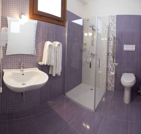 Imagen de la habitación del Hotel Piccolo Mondo, San Vito Lo Capo. Foto 3