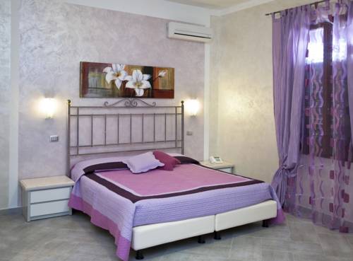 Imagen de la habitación del Hotel Piccolo Mondo, San Vito Lo Capo. Foto 10