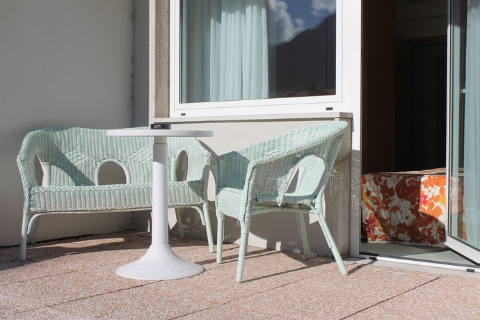Imagen de los exteriores del Hotel Piccolo Mondo, Torbole Sul Garda. Foto 8
