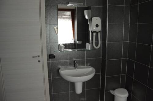 Imagen de la habitación del Hotel Piccolo Paradiso, Bordighera. Foto 6