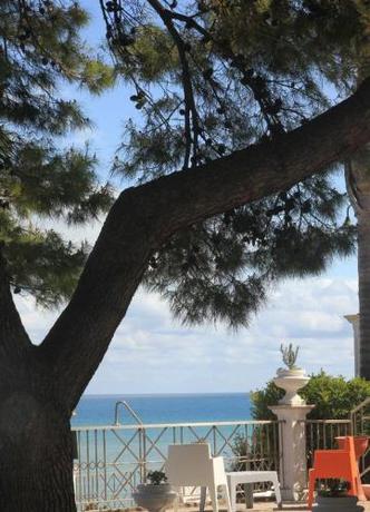 Imagen general del Hotel Piccolo Paradiso Del Gargano. Foto 13