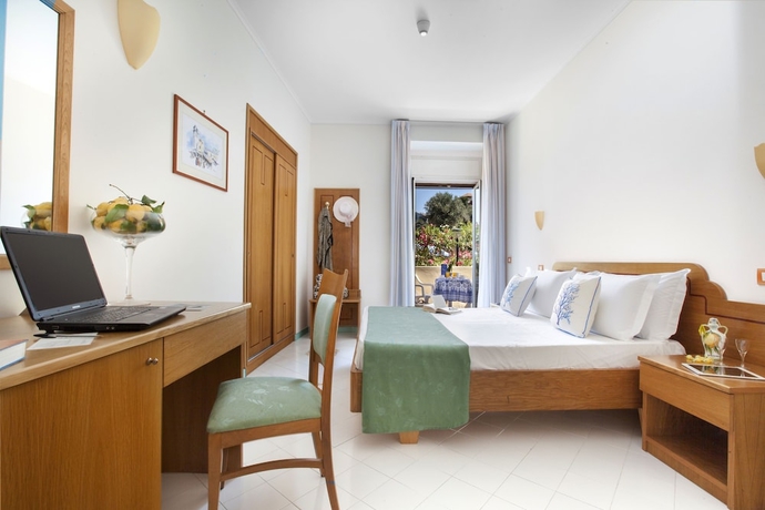Imagen de la habitación del Hotel Piccolo Paradiso, Massa Lubrense. Foto 9