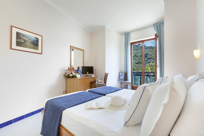 Imagen de la habitación del Hotel Piccolo Paradiso, Massa Lubrense. Foto 10