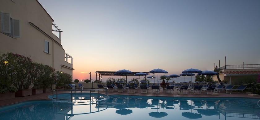 Imagen de la piscina del Hotel Piccolo Paradiso, Massa Lubrense. Foto 18