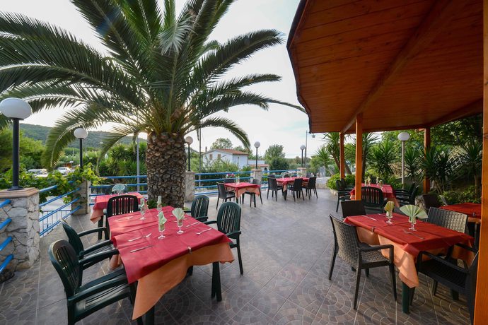 Imagen del bar/restaurante del Hotel Piccolo Paradiso, Peschici. Foto 4