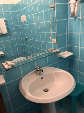 Imagen de la habitación del Hotel Piccolo Pevero. Foto 16