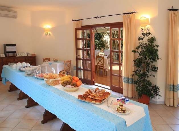 Imagen del bar/restaurante del Hotel Piccolo Pevero. Foto 3