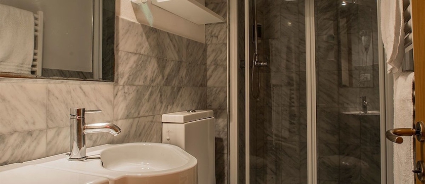 Imagen de la habitación del Hotel Piccolo Puccini. Foto 8