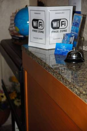 Imagen de la habitación del Hotel Piccolo, Santa Eufemia Lamezia. Foto 2