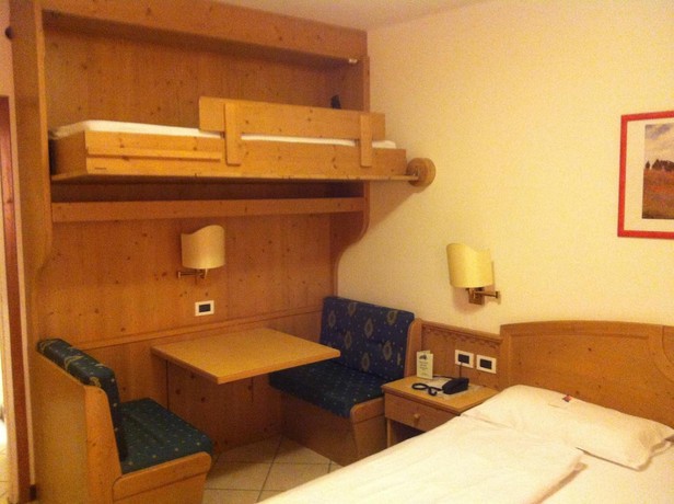 Imagen de la habitación del Hotel Piccolo Sciliar. Foto 11