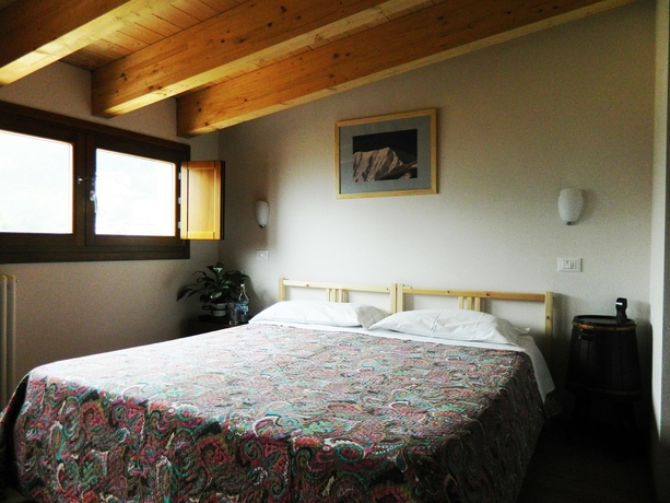 Imagen de la habitación del Hotel Piccolo Tanamalia. Foto 6