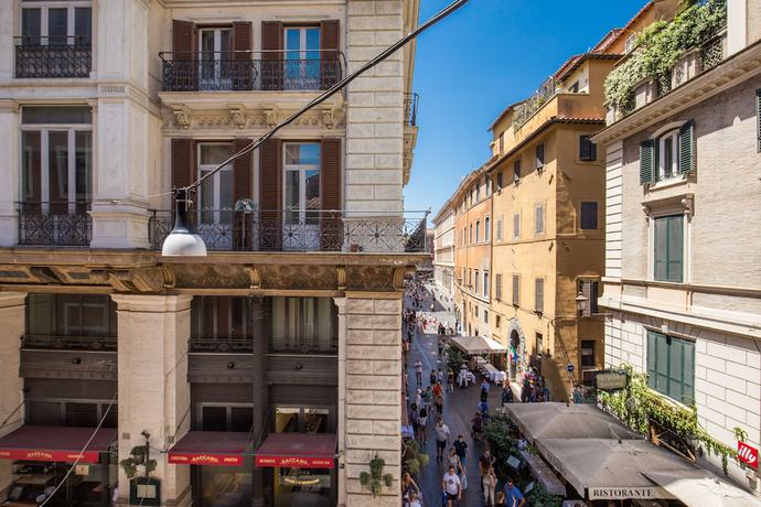 Imagen de los exteriores del Hotel Piccolo Trevi Suites. Foto 14