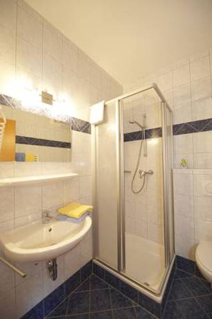 Imagen de la habitación del Hotel Pichler, Reitdorf. Foto 10