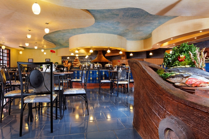 Imagen del bar/restaurante del Hotel Pickalbatros Aqua Blu Resort - Hurghada. Foto 5