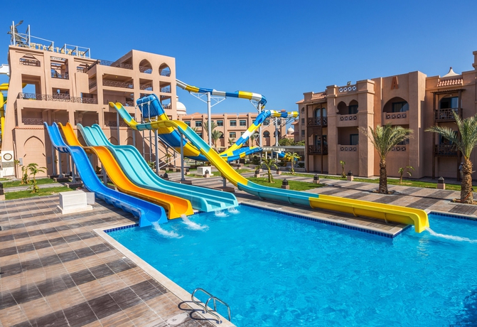 Imagen de la piscina del Hotel Pickalbatros Aqua Blu Resort - Hurghada. Foto 14