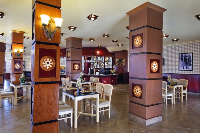 Imagen del bar/restaurante del Hotel Pickalbatros Aqua Blu Sharm El Sheikh. Foto 5