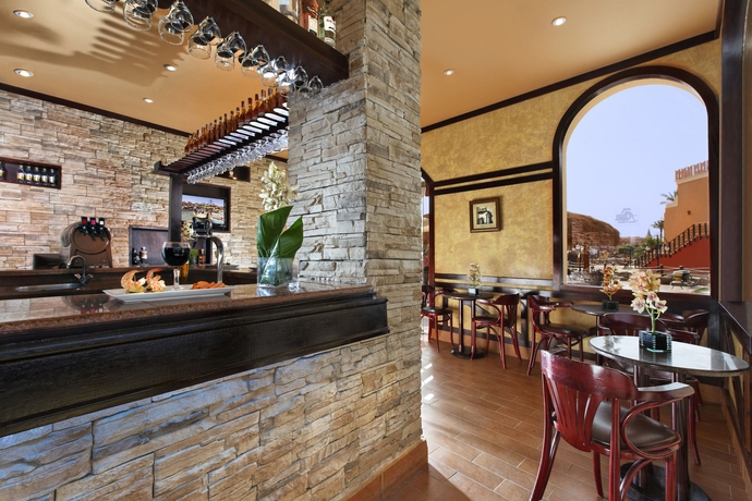 Imagen del bar/restaurante del Hotel Pickalbatros Aqua Blu Sharm El Sheikh. Foto 7