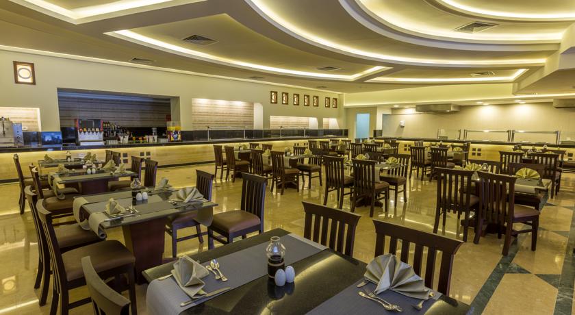 Imagen del bar/restaurante del Hotel Pickalbatros Aqua Park Resort - Hurghada. Foto 5