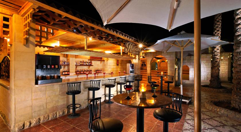 Imagen del bar/restaurante del Hotel Pickalbatros Aqua Park Resort - Hurghada. Foto 7
