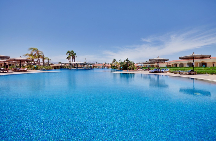 Imagen de la piscina del Hotel Pickalbatros Golf Beach Resort - All Inclusive. Foto 15