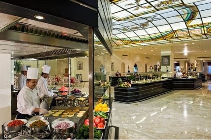 Imagen del bar/restaurante del Hotel Pickalbatros Golf Beach Resort - All Inclusive. Foto 5