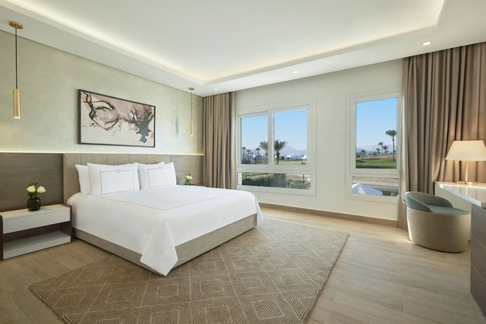 Imagen de la habitación del Hotel Pickalbatros Golf Luxury Suites. Foto 9