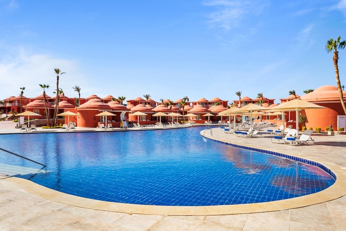 Imagen de la piscina del Hotel Pickalbatros Laguna Club Resort Sharm El Sheikh. Foto 13