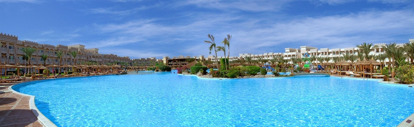 Imagen de la piscina del Hotel Pickalbatros Palace Hurghada. Foto 14