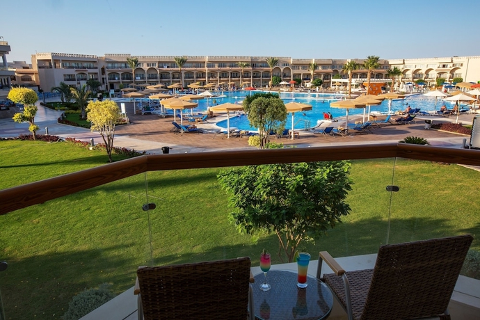 Imagen de la habitación del Hotel Pickalbatros Royal Moderna Sharm and Aqua Park. Foto 5