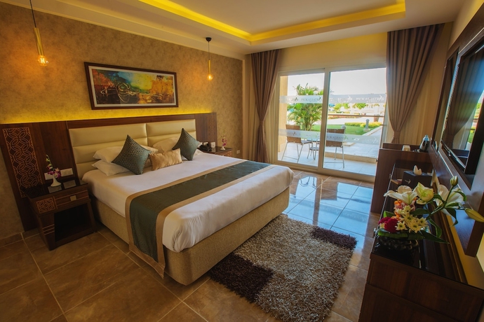 Imagen de la habitación del Hotel Pickalbatros Royal Moderna Sharm and Aqua Park. Foto 6