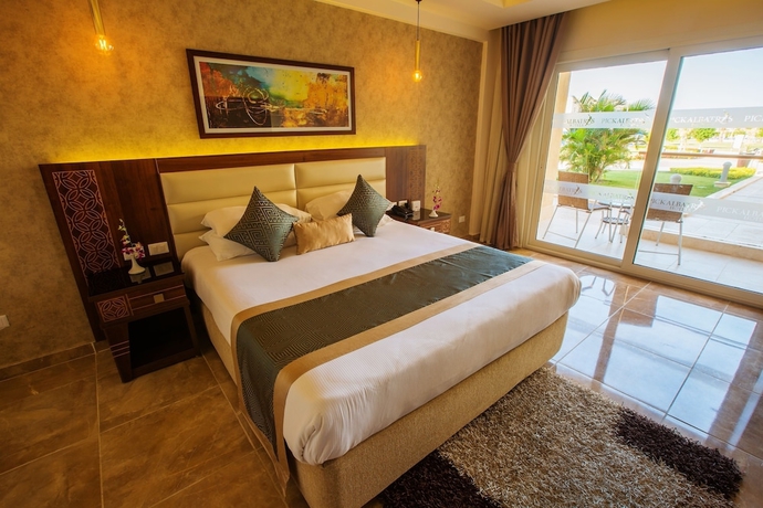 Imagen de la habitación del Hotel Pickalbatros Royal Moderna Sharm and Aqua Park. Foto 14