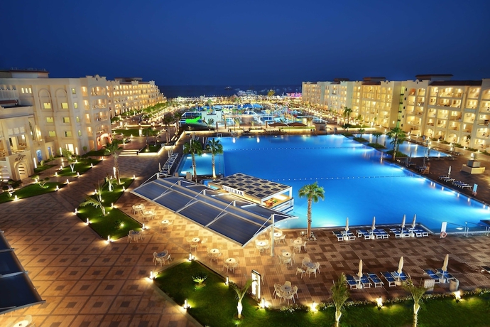 Imagen general del Hotel Pickalbatros White Beach Resort - Hurghada. Foto 1