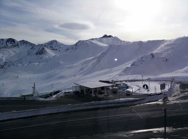 Imagen de los exteriores del Hotel Picmaia Mountain. Foto 9