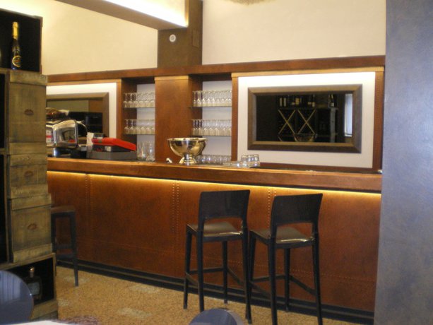 Imagen del bar/restaurante del Hotel Pico Mirandola. Foto 3