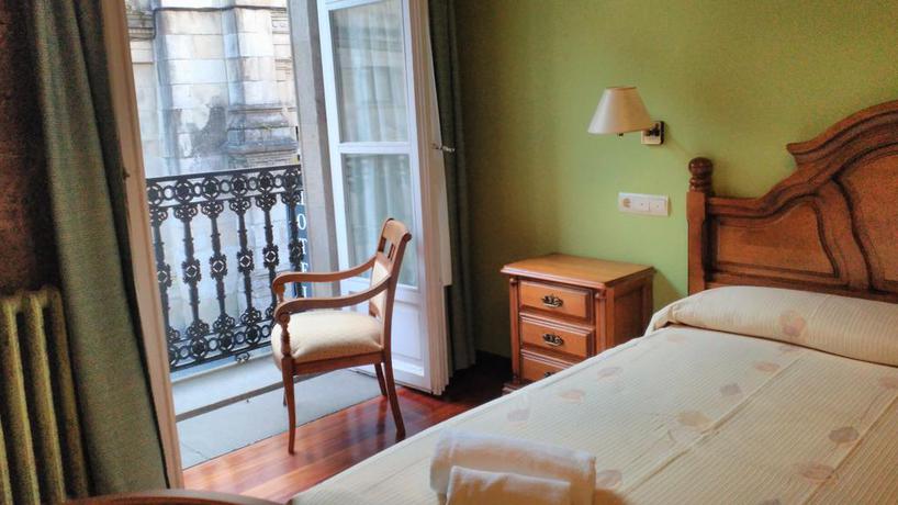 Imagen de la habitación del Hotel Pico Sacro II. Foto 5