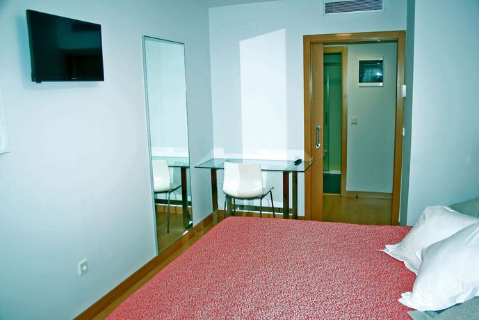 Imagen de la habitación del Hotel Picos De Europa, Santander. Foto 11