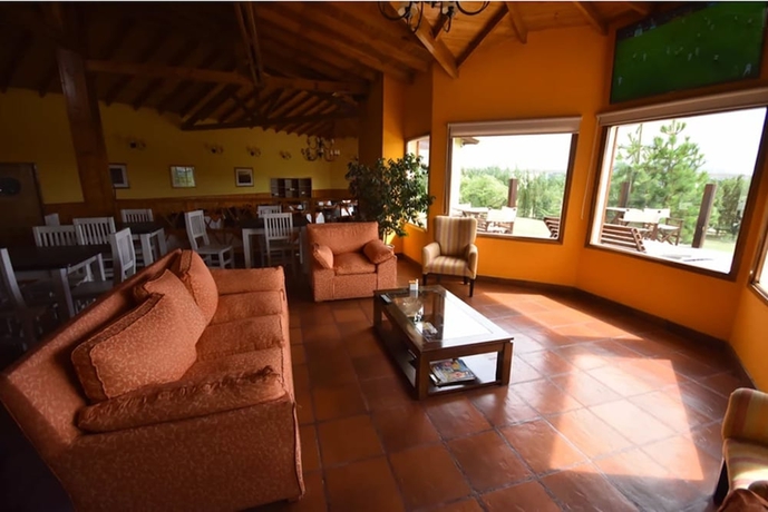 Imagen de los interiores del Hotel Picos Del Sur. Foto 14