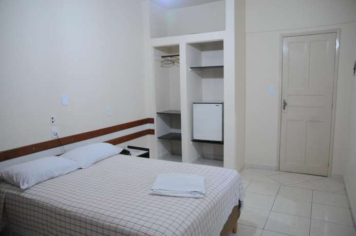 Imagen de la habitación del Hotel Picpo. Foto 15