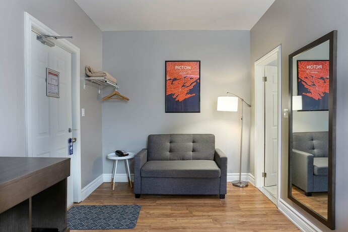 Imagen general del Hotel Picton Harbour Inn. Foto 10