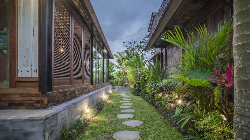 Imagen general del Hotel Picturesque Private Joglo Villa Near Monkey Forest. Foto 9